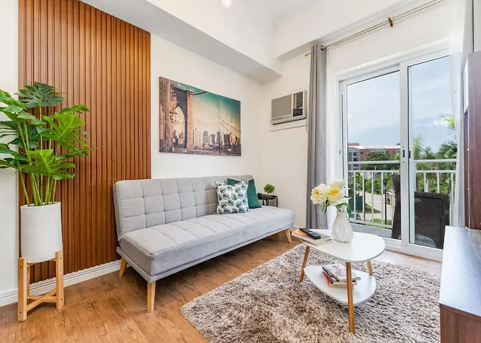 Apartment Amani 237, 3 Minutes To Airport, With Gym & Pool, Free Netflix, Fast Wi-fi Lapu-Lapu City