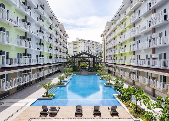 Amani 237, 3 Minutes To Airport, With Gym & Pool, Free Netflix, Fast Wi-fi * Lapu-Lapu City